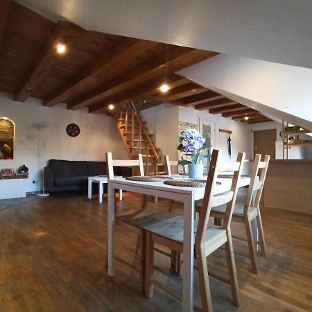 Private Sauna & 4 Bedrooms Old Town Rooftop Apartment วิลนีอุส ภายนอก รูปภาพ