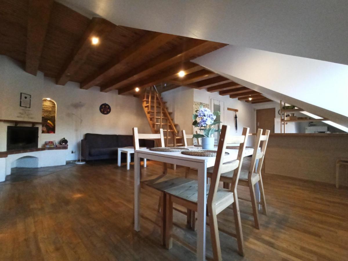 Private Sauna & 4 Bedrooms Old Town Rooftop Apartment วิลนีอุส ภายนอก รูปภาพ